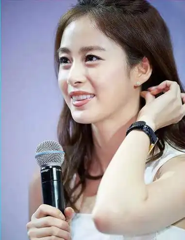 韩国第一美女金泰熙新片曝光,气质美貌顶级,人气比宋慧乔还要高