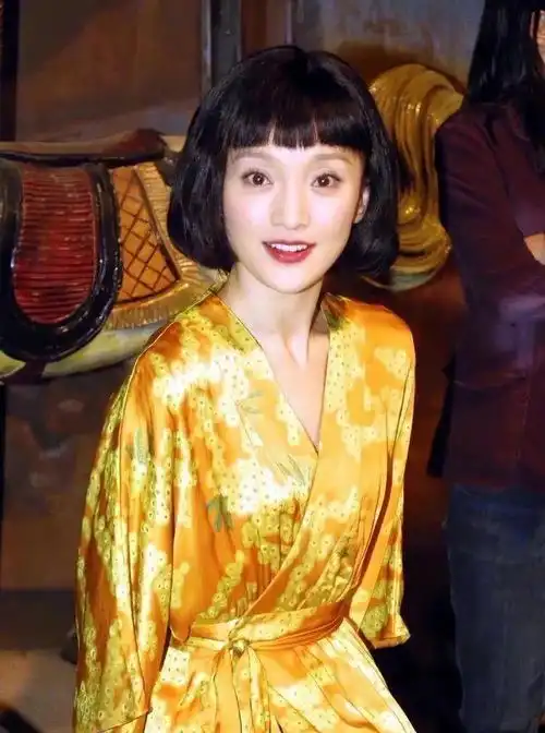 美人计周迅不营业没关系,十年前的照片又火了