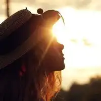 梦幻情怀的女生意境头像也许下一次我们再也不能牵对方的手