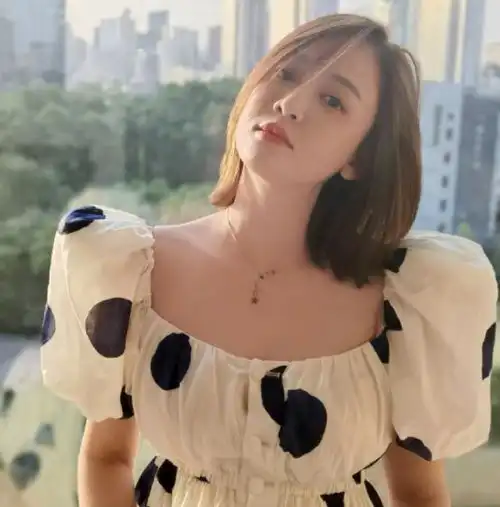 有种整容叫恋爱后,41岁陈乔恩从老阿姨变少女,这谁认得出