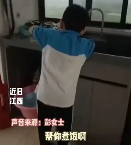 宝藏男孩自律儿子不爱学习,但每天6点做饭,以后养老靠他了