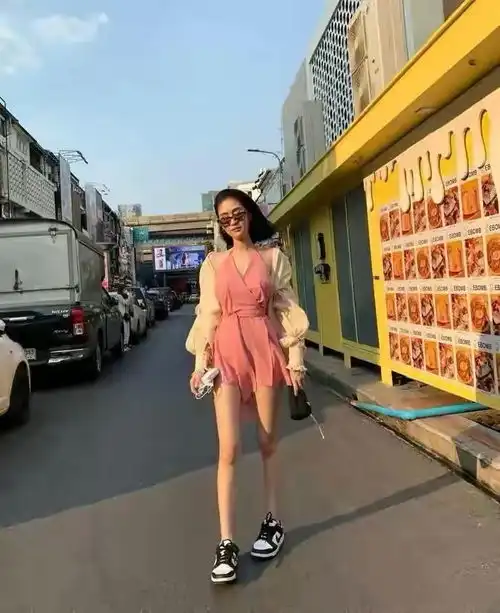 扒泰国超火ins博主穿搭,夏天穿衣不用愁