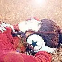 戴耳机的女生头像霸气微信头像图片大全