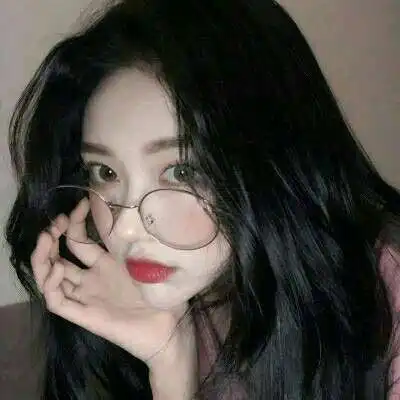 微信头像女生霸气高冷戴眼镜斯文女生头像图片
