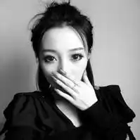 唯美黑白头像带红色的微信头像图片大全