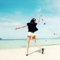 专属女生一左一右姐妹情深头像