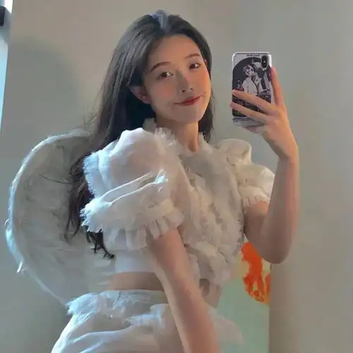 心动女生头像公主殿下的任务就是天天开心