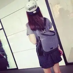 qq头像是女孩背面背景最好是电梯