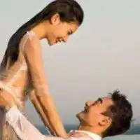 陈亚男发长文回应离婚承认靠大衣哥名气走红,坦言对不起朱小伟