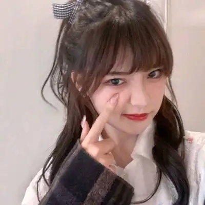 夸女孩子长得好看的彩虹屁文案