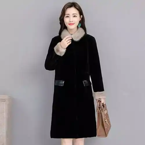 女人再没钱,也要买一件皮草外套,保暖显瘦洋气,便宜好穿