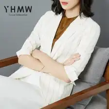 中年女西服
