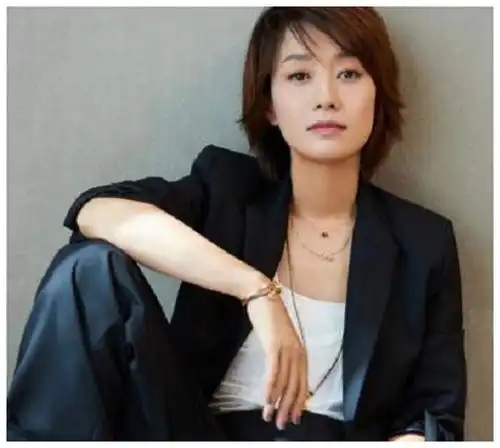 胡歌新剧还没播,女主角就被群嘲中年大妈为啥非要演未婚少女