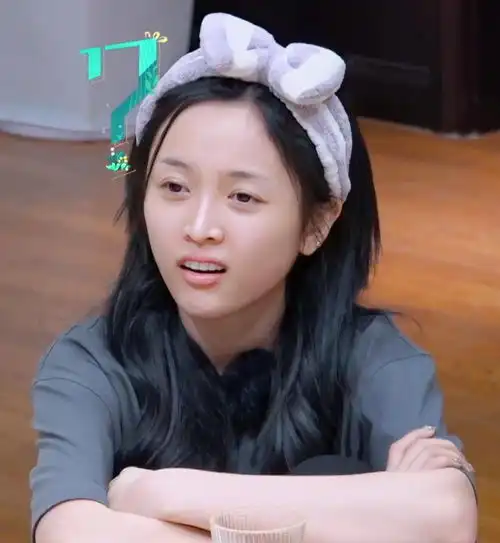 妻子5全员素颜吃夜宵,45岁蒋勤勤状态最佳,吴宣仪让人看呆