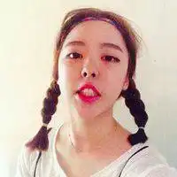 要搞笑的qq女生头像,要真人版的,急用,谢谢