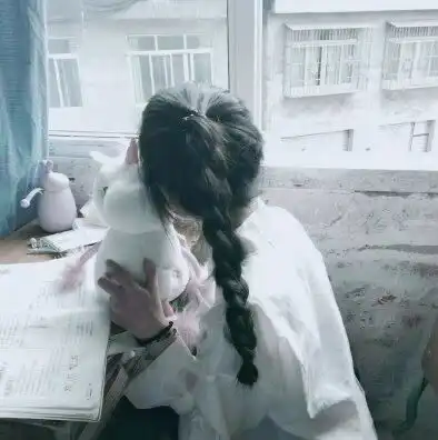 女生头像0226不露脸温柔学生党女头