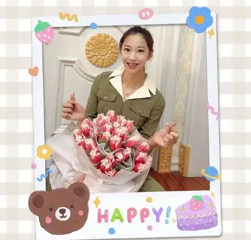 前女排美女国手庆生33岁韵味十足,与儿子亲嘴惹争议