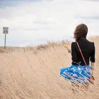 长碎直发美女头像图片大全微信头像图片大全