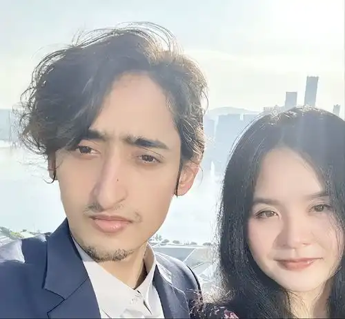 2018年,迪拜富二代倒追湖南二婚女,放弃家产来中国,如今怎么样