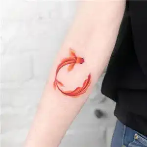 好看红色金鱼纹身图案大全带纹身的女生头像