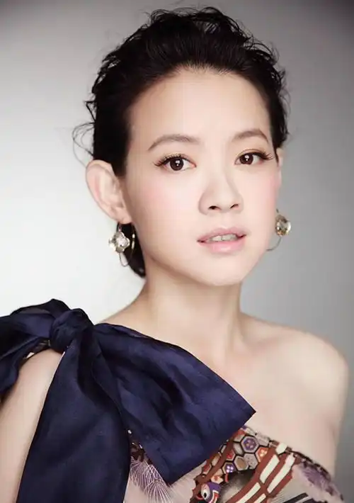 娱乐圈里有口臭的女星,她最尴尬,被人嫌