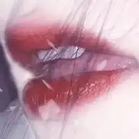 局部污一点的女生头像污一点的真人女部位头像
