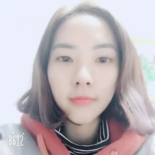 十堰美女设计师渴望找另一半,征友条件很简单
