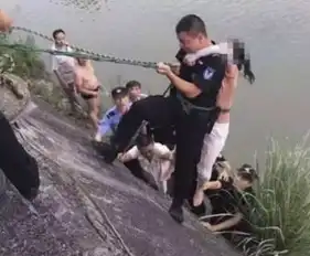 实习被批女生跳河