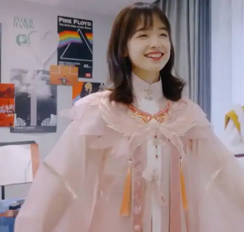 想把你和星星都编织进我的梦里