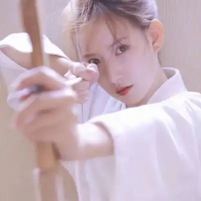qq女头像冷酷霸气有范社会女头像大全