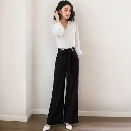 女人再好看,也不好穿紧身裤,学别人这样穿特有气质,女人味十足