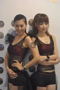 昆仑12暗黑女郎全场最贵大模惊艳全场