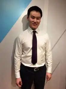 真人示范,屌丝男怎样把西装穿出帅气的感觉