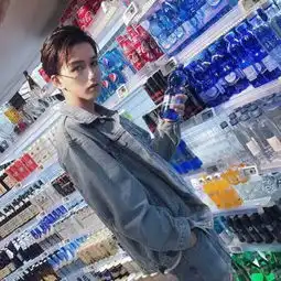 2018最新帅气男生yy头像个性只要和你在一起变成白痴也愿意