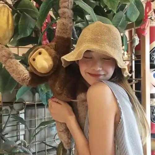 ins温柔女生头像