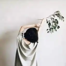 如何用手机拍出一张特别好看的自拍