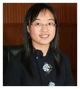 最丑谋女郎13岁养猪少女一夜爆红,却被张艺谋劝退娱乐圈
