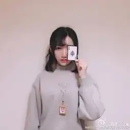 95后艺考生神似女星王丽坤清纯可人