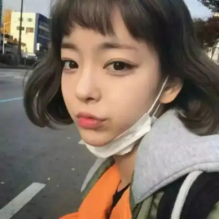 女生头像小清新,长发美女走的是潮流路线
