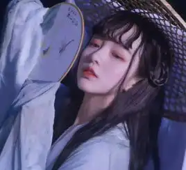 古风女子头像你只是微微一笑,我竟为你耗尽了半生年华