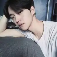 帅气男生头像比较经典的我主动的时候你别一动不动