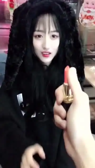 适合和女友玩的游戏哦,小心别被打啊