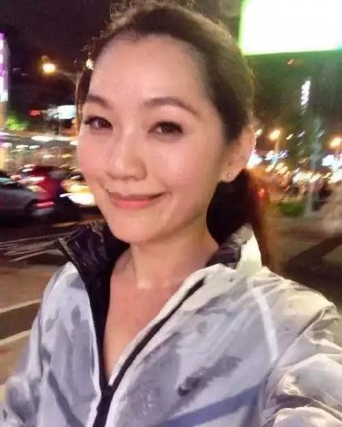 180斤产后妈妈,减肥成功逆袭简直变了个人