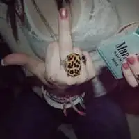 我想要一个霸气的头像和一套的网名女生的