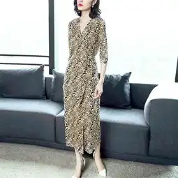 女神跟女神经的差别只在于一条优雅连衣裙上,让你脱离煮妇变辣妈