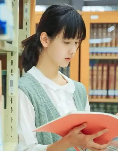 个子矮的女生在平时的穿搭当中,有很多的穿搭都是很难驾驭好的,