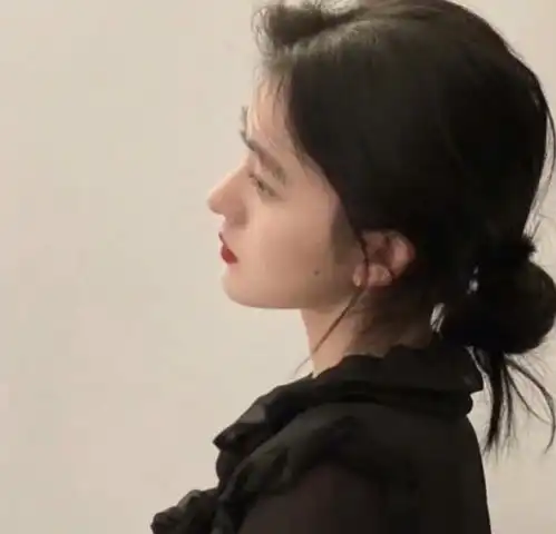 女生头像治愈