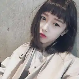 长发已及腰少年却没到