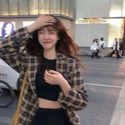 2023最新开心快乐女生微信头像