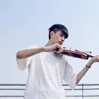 95后喜欢的男生微信头像你的眉眼含笑那我就什么都好